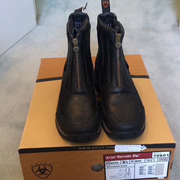 ariat terrain zip boots